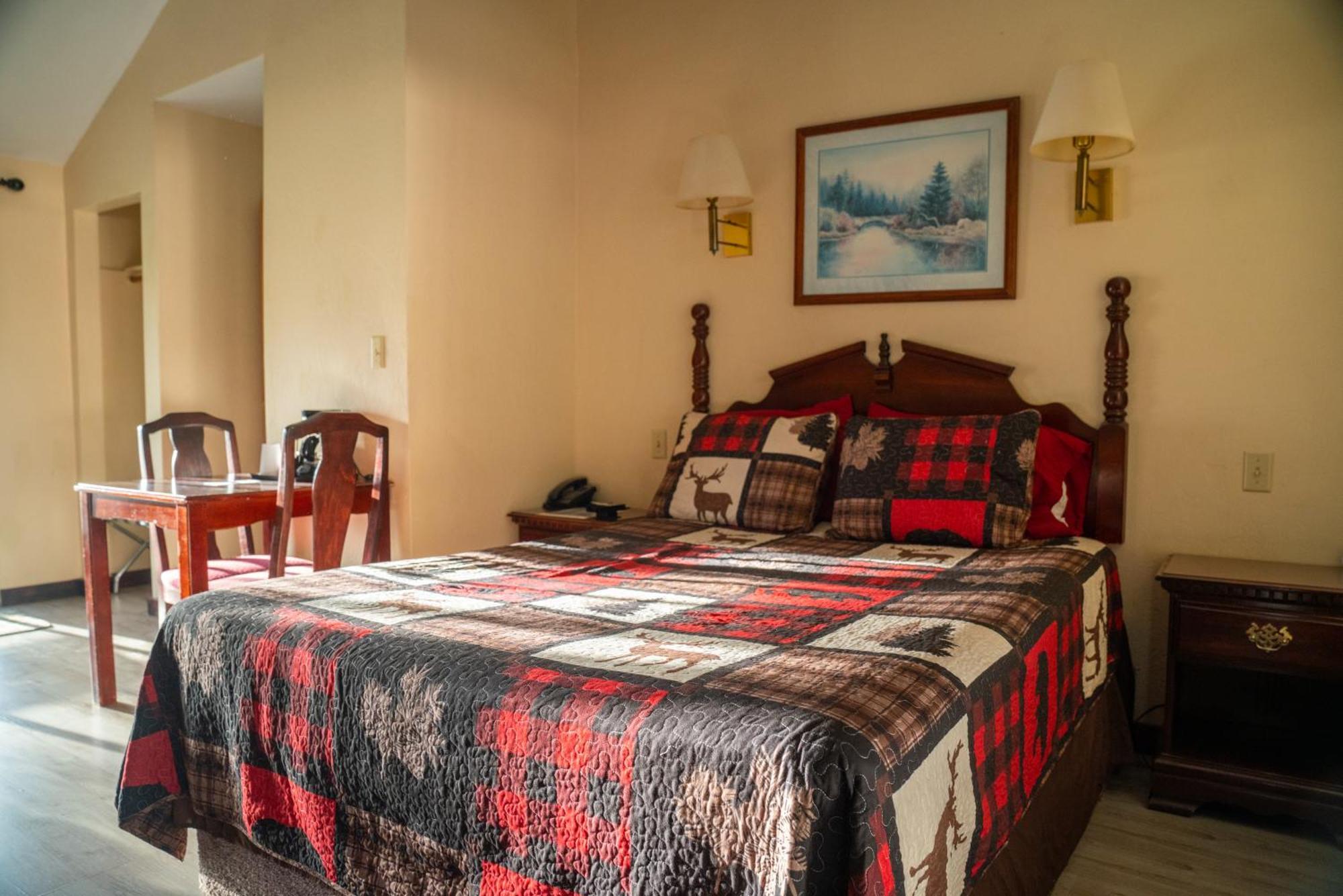 Dean Creek Resort Redway Zewnętrze zdjęcie